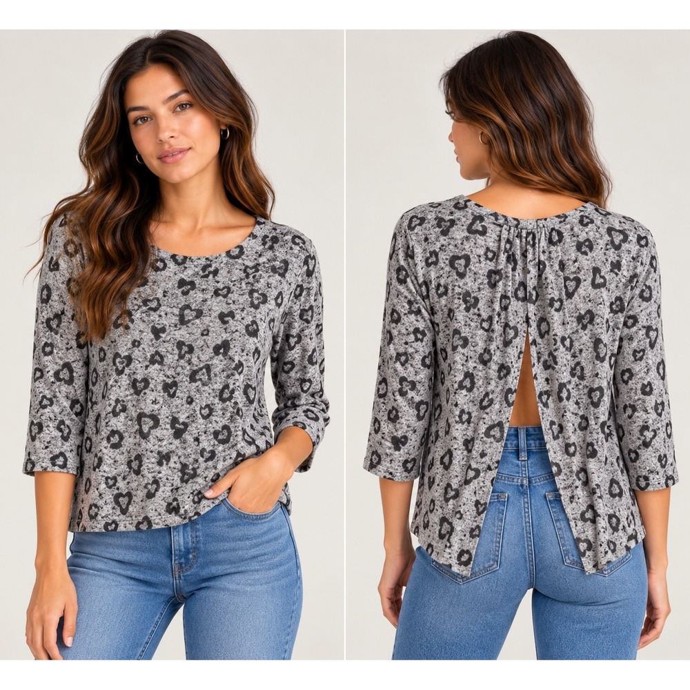 Bobeau Grey Heart Print Tulip Back Knit Top Large Three Quarter Sleeve Sweater